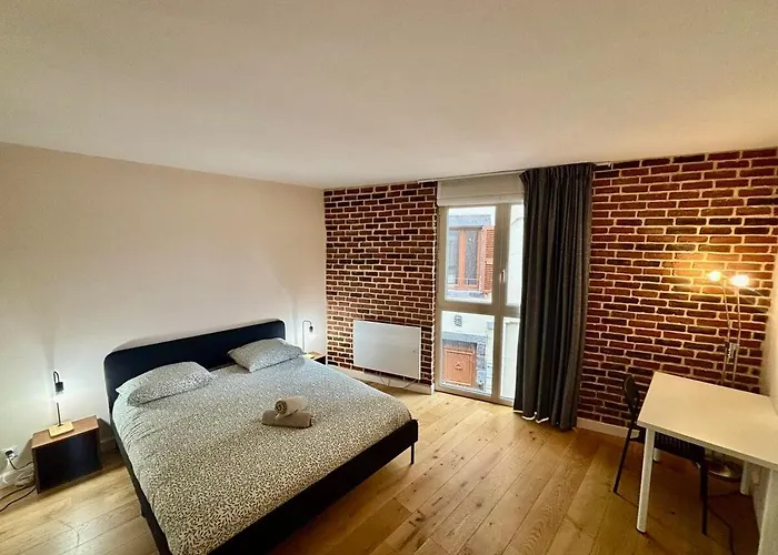 Grand Pour 8 Personnes Proche De Jaude Clermont-Ferrand